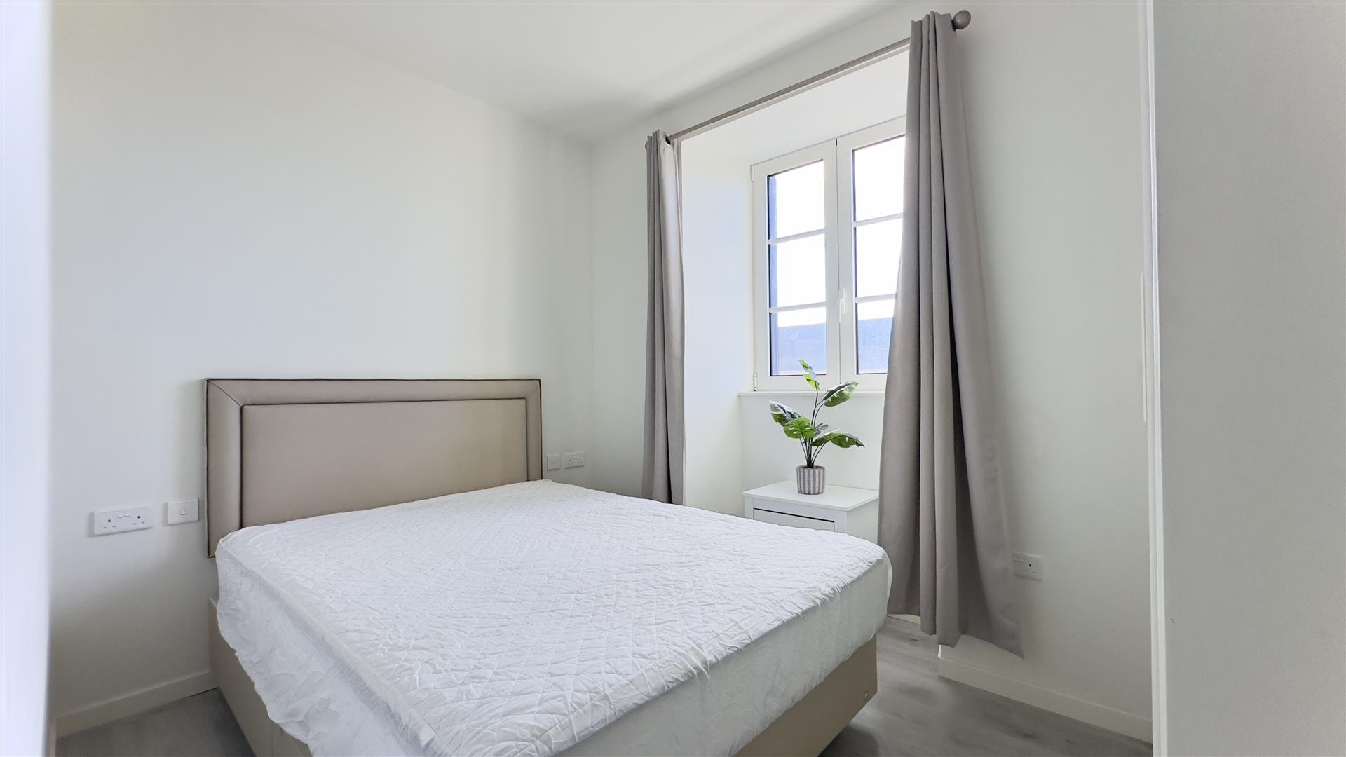 Image of Apartment - 1 Bedrooms - 1 Bathrooms for Rental in Sylvian Suites-Gibraltar, Image 5
